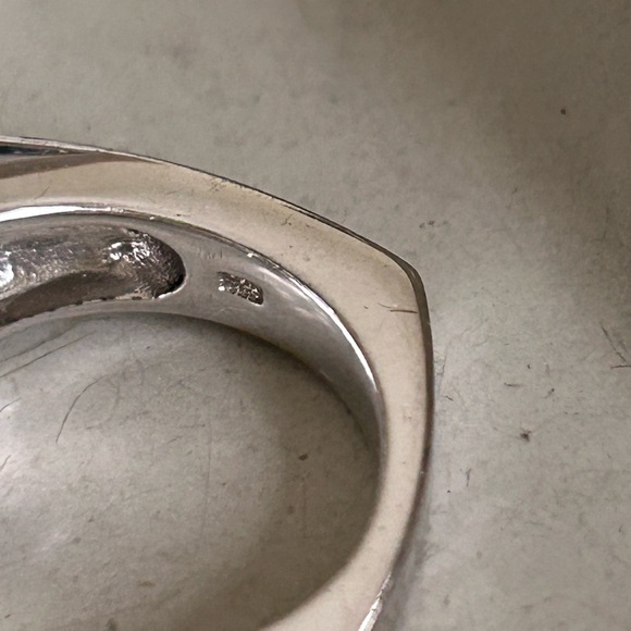 TODAY ONLY🎉❤️BELLE ETOILE PIROUETTE RING 💍 SZ 7 EUC - Picture 6 of 8